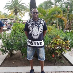 Meet your Posher, Curtis